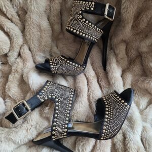 ✨ Steve Madden Gold Studded Black Stiletto Heels – Size 7.5 ✨ CLOSET CLEANOUT